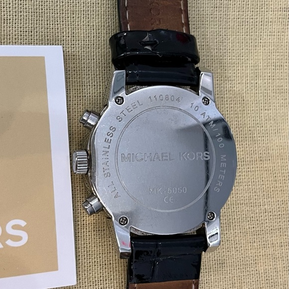 Michael Kors Leather Watch - Picture 3 of 5